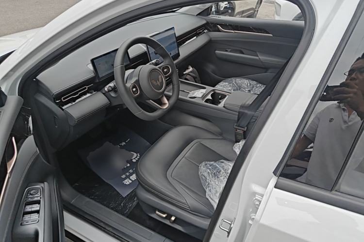 Used Wuling Xingguang 2025 70km Smart Standard Version Left Front Seat