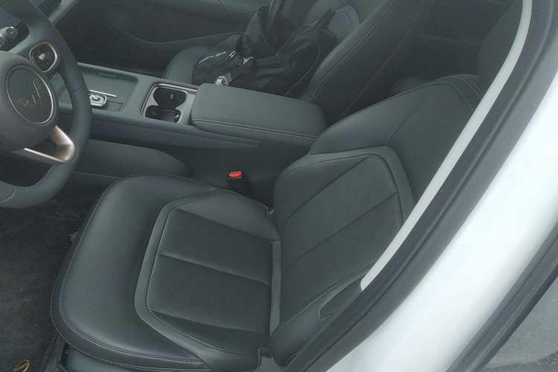 Used Wuling Xingguang 2025 150 km Smart Pilot Version Left Front Seat
