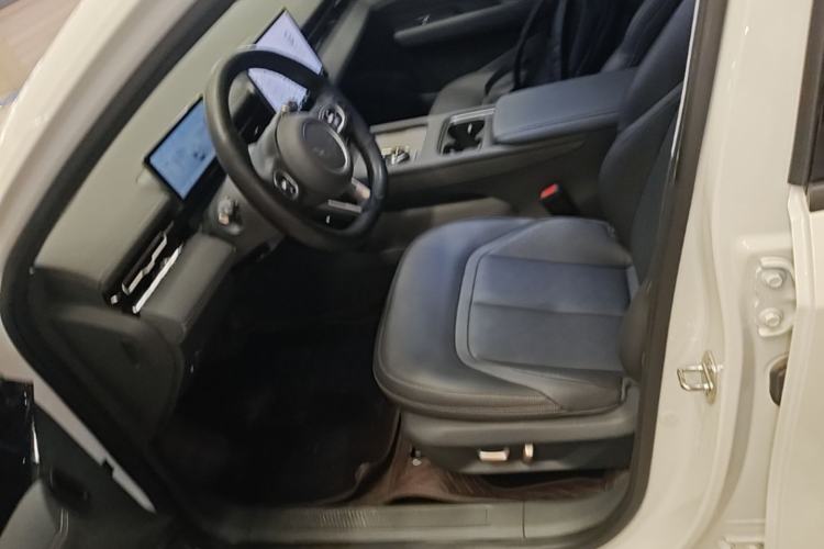 Used Wuling Xingguang 2025 70km Smart Standard Version Left Front Seat