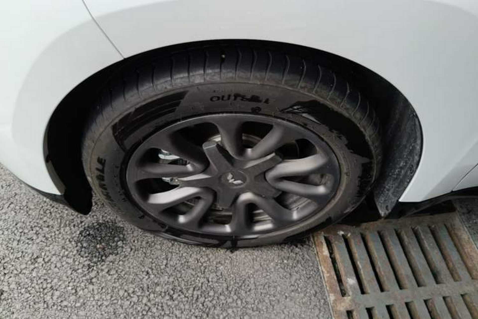 Used Wuling Xingguang 2025 70km Smart Standard Version Left Front Wheel Hub