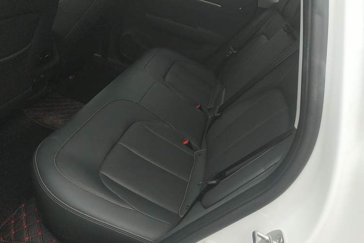 Used Wuling Xingguang 2025 150 km Smart Pilot Version Left Rear Seat