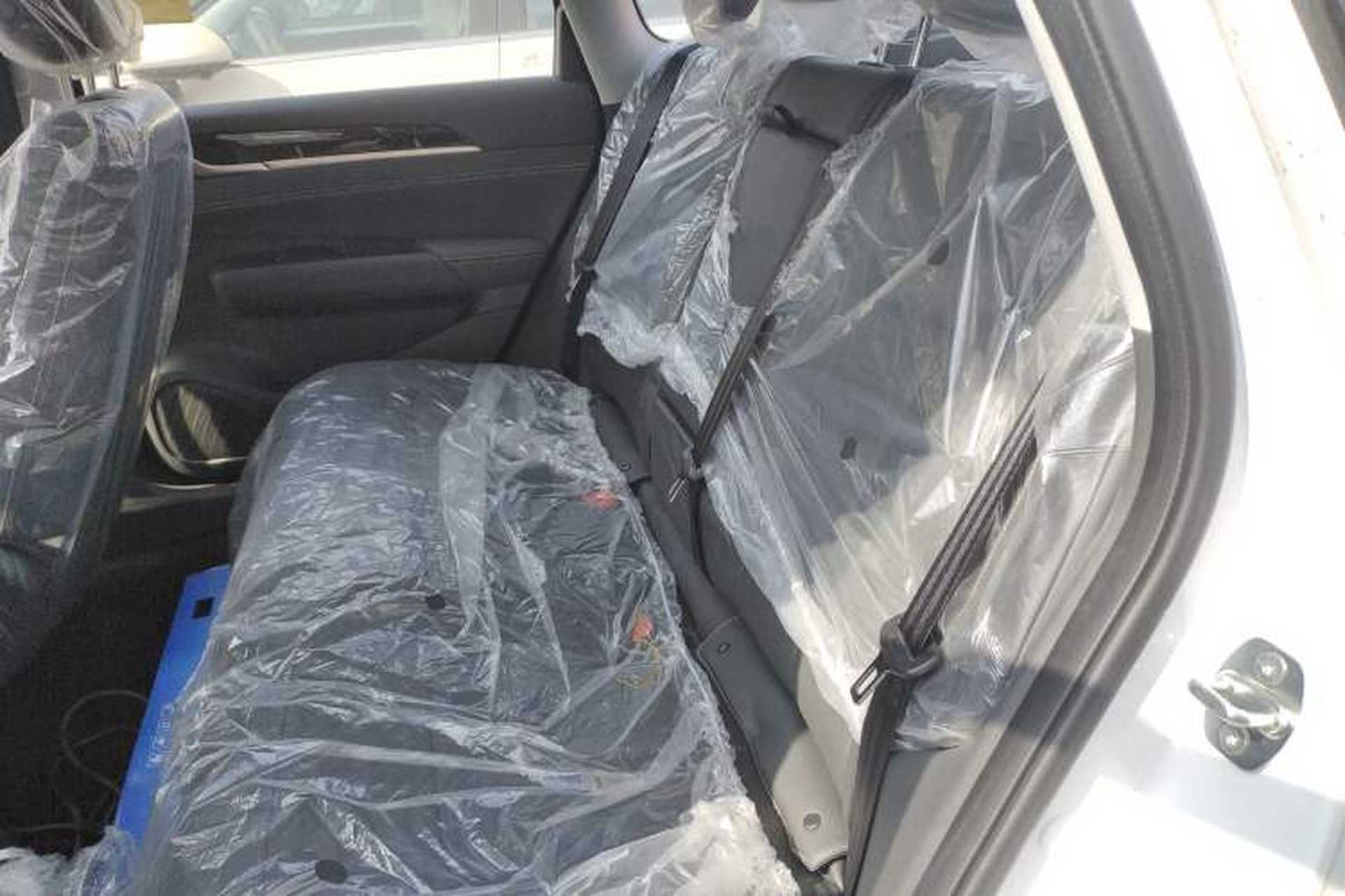 Used Wuling Xingguang 2025 70km Smart Standard Version Left Rear Seat