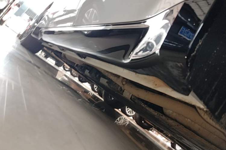 Used Wuling Xingguang 2025 70km Smart Standard Version Left Side Sill