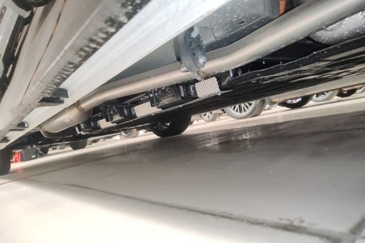 Used Wuling Xingguang 2025 70km Smart Standard Version Left Side Sill