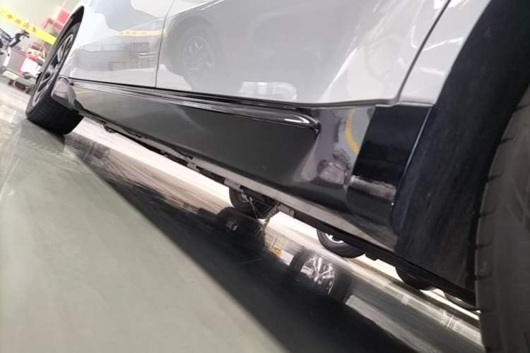 Used Wuling Xingguang 2025 70km Smart Standard Version Left Side Sill
