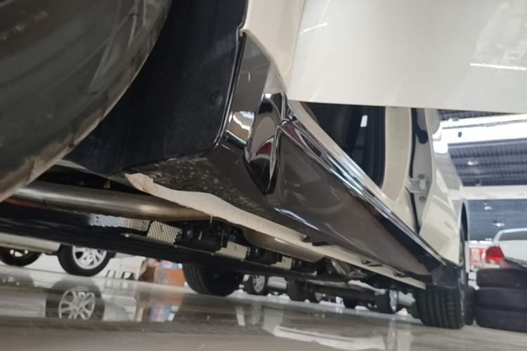 Used Wuling Xingguang 2025 70km Smart Standard Version Left Side Sill
