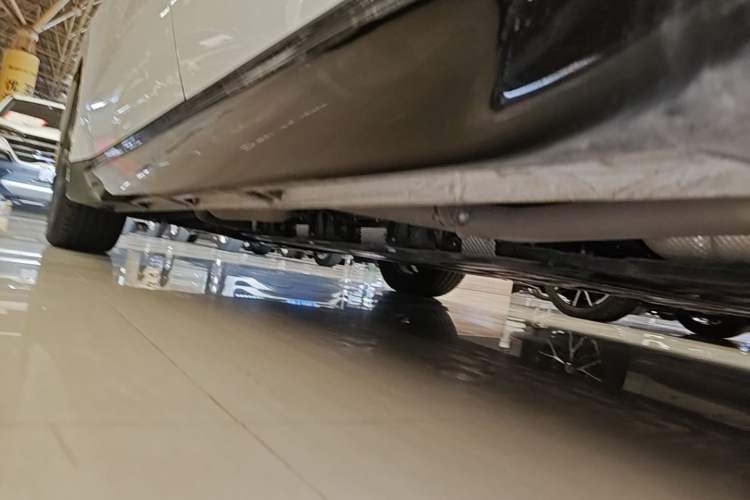 Used Wuling Xingguang 2025 70km Smart Standard Version Left Side Sill