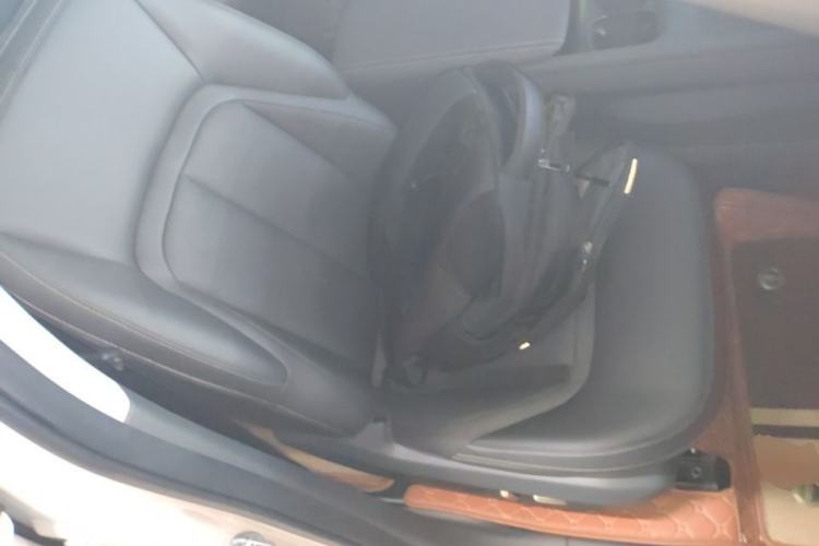 Used Wuling Xingguang 2025 150 km Smart Pilot Version Right Front Seat