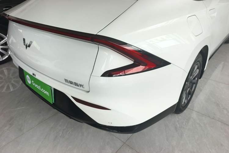 Used Wuling Xingguang 2025 70km Smart Standard Version Right Rear Taillight