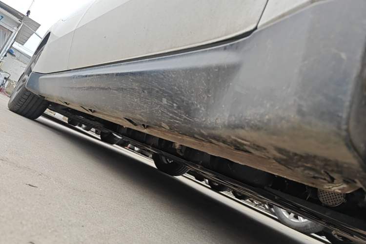 Used Wuling Xingguang 2025 70km Smart Standard Version Right Side Sill