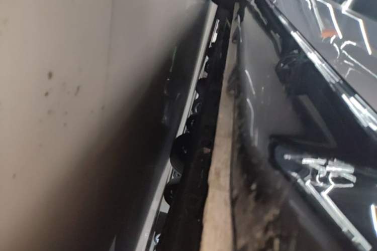 Used Wuling Xingguang 2025 70km Smart Standard Version Right Side Sill