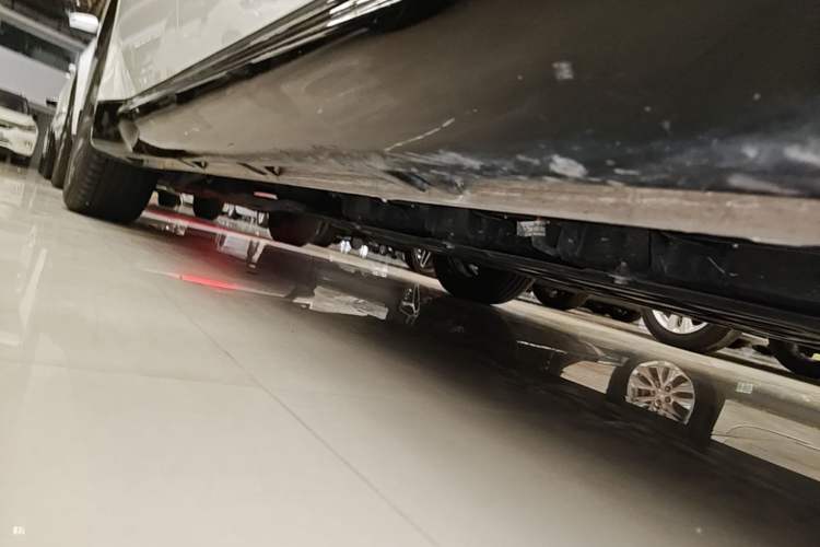 Used Wuling Xingguang 2025 70km Smart Standard Version Right Side Sill