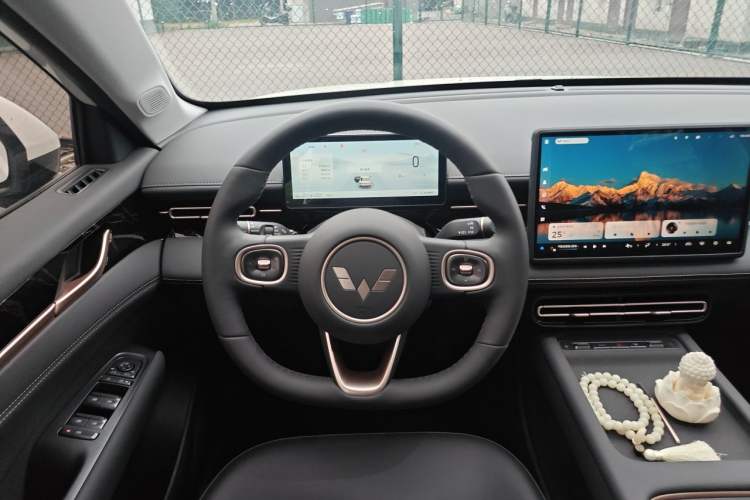 Used Wuling Xingguang 2025 70km Smart Standard Version Steering Wheel