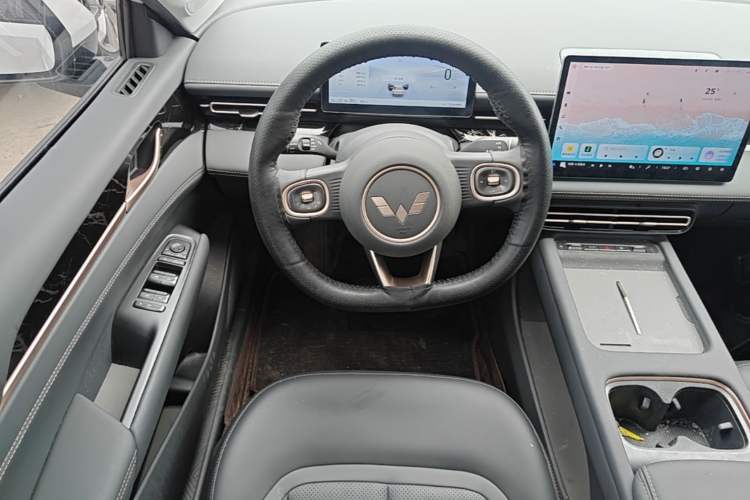 Used Wuling Xingguang 2025 70km Smart Standard Version Steering Wheel