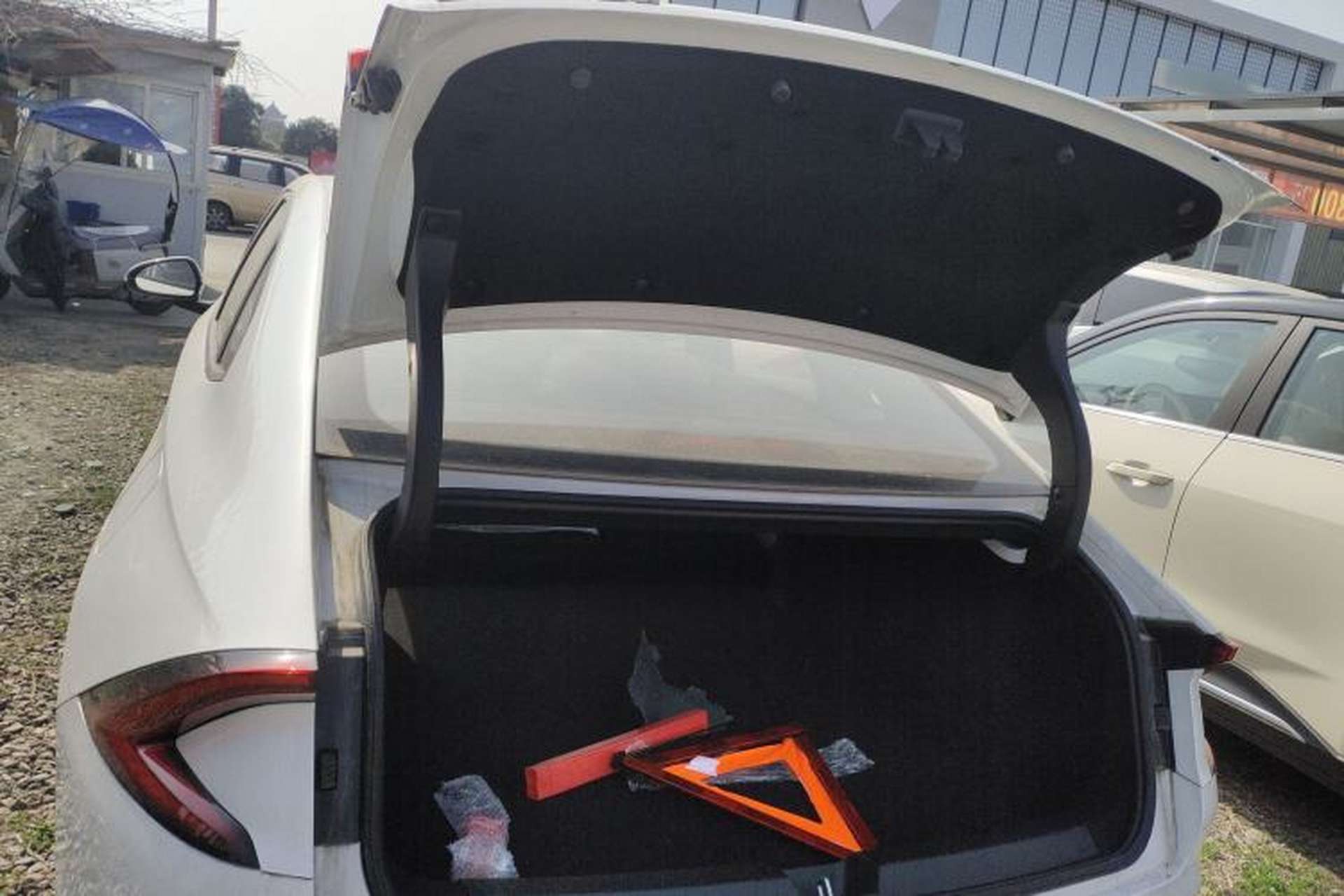 Used Wuling Xingguang 2025 70km Smart Standard Version Trunk