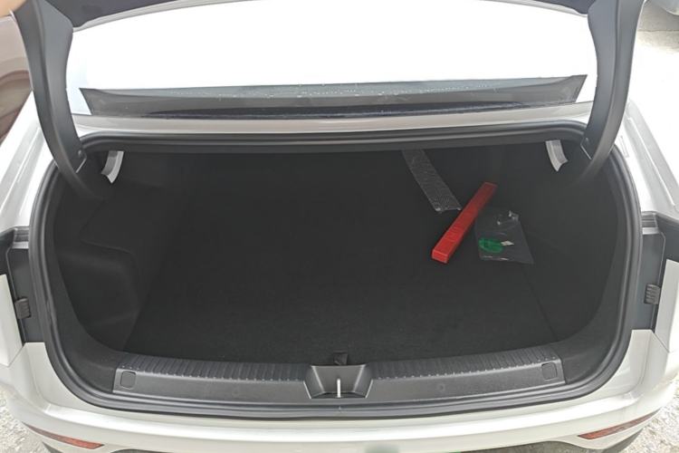 Used Wuling Xingguang 2025 70km Smart Standard Version Trunk