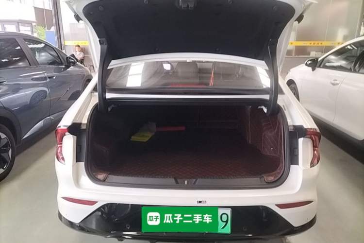 Used Wuling Xingguang 2025 70km Smart Standard Version Trunk