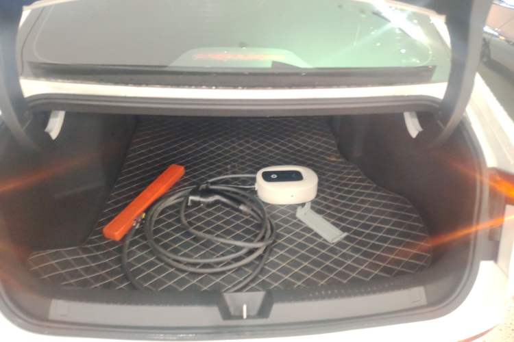 Used Wuling Xingguang 2025 610 km Smart Flagship Version Trunk