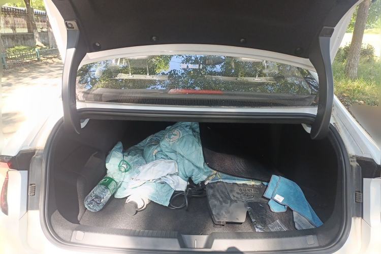 Used Wuling Xingguang 2025 70km Smart Standard Version Trunk