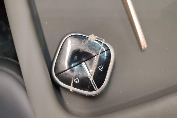 Used Wuling Xingguang 2025 70km Smart Standard Version Vehicle Key