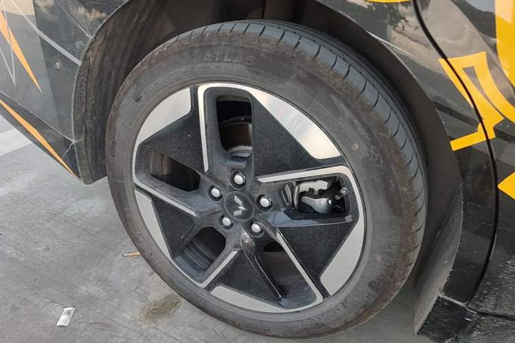 Used Wuling Xingguang 2025 610 km Smart Flagship Version Exterior 5