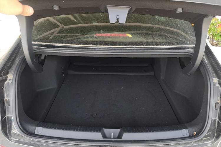 Used Wuling Xingguang 2025 610 km Smart Flagship Version Trunk