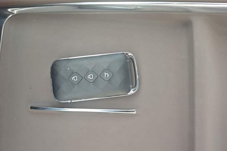 Used Wuling Xingguang 560 New Energy 2026 Model, Plug-in Hybrid, 125 km, Luxury Version Interior 1