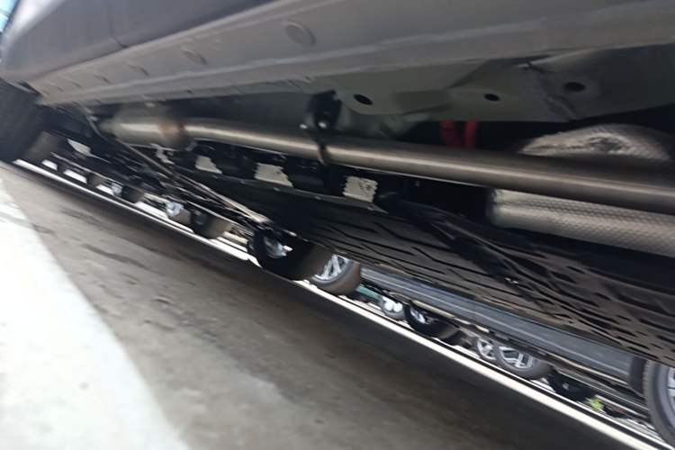 Used Wuling Xingguang 560 New Energy 2026 Model, Plug-in Hybrid, 125 km, Luxury Version Chassis Rear Left