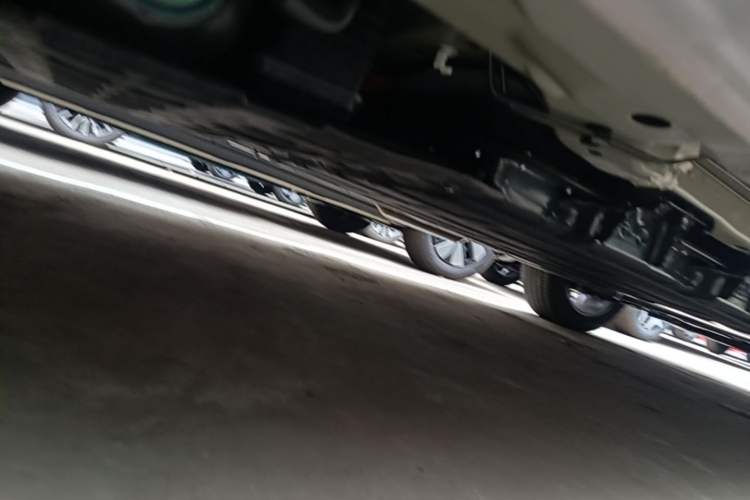 Used Wuling Xingguang 560 New Energy 2026 Model, Plug-in Hybrid, 125 km, Luxury Version Chassis Rear Right