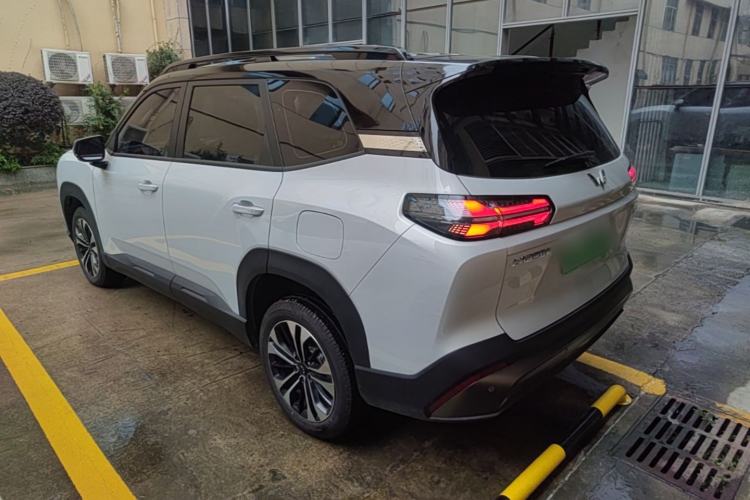 Used Wuling Xingguang 560 New Energy 2026 Model, Plug-in Hybrid, 125 km, Luxury Version Exterior 2