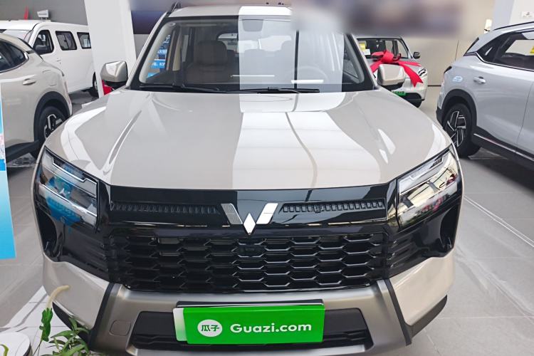 Used Wuling Xingguang 560 New Energy 2026 Model, Plug-in Hybrid, 125 km, Luxury Version Front