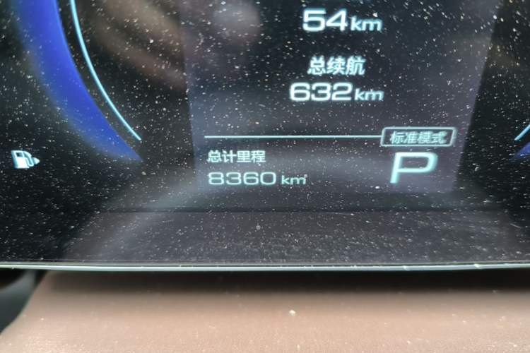 Used Wuling Xingguang 560 New Energy 2026 Model, Plug-in Hybrid, 125 km, Luxury Version Odometer Close Up