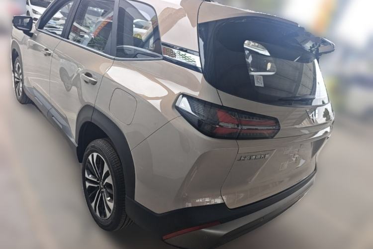Used Wuling Xingguang 560 New Energy 2026 Model, Plug-in Hybrid, 125 km, Luxury Version Exterior 2