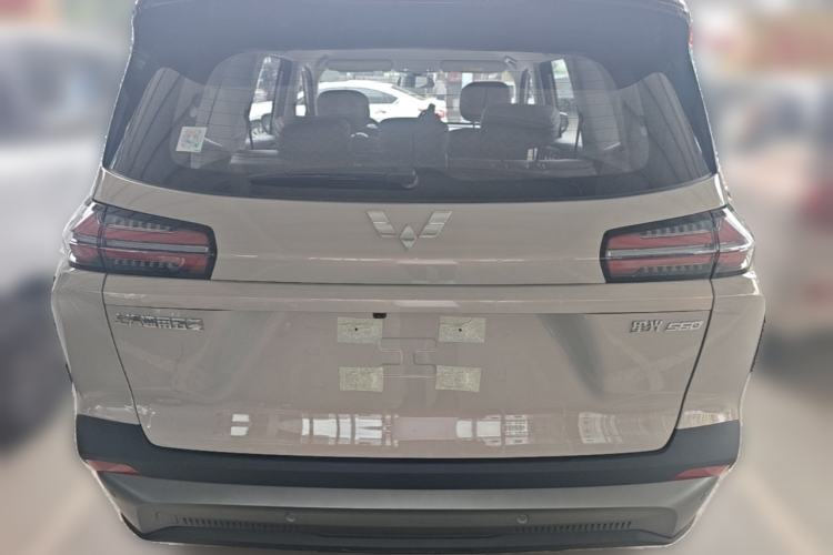 Used Wuling Xingguang 560 New Energy 2026 Model, Plug-in Hybrid, 125 km, Luxury Version Rear