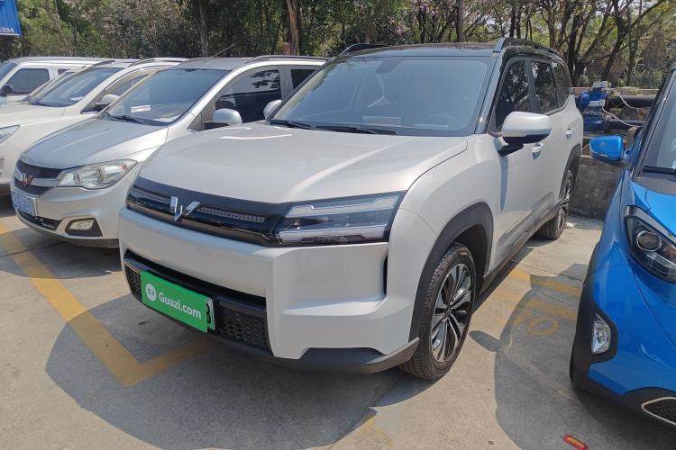 Used Wuling Xingguang 560 New Energy 2026 Model, Pure Electric, 500 km, Luxury Version Guazi used car, China used car export, Used car for sale, Used Wuling cars, Cheapest cars for sale, Electric vehicle, New energy car