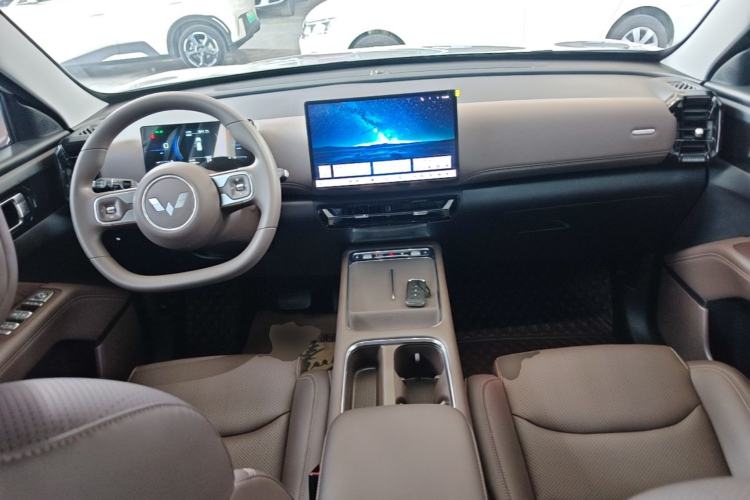 Used Wuling Xingguang 560 New Energy 2026 Model, Plug-in Hybrid, 125 km, Luxury Version Center Console
