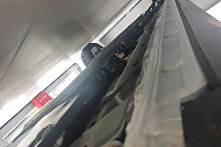 Used Wuling Xingguang 560 New Energy 2026 Model, Plug-in Hybrid, 125 km, Luxury Version Chassis Front Right