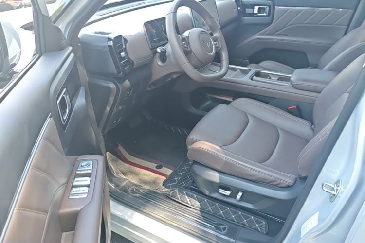 Used Wuling Xingguang 560 New Energy 2026 Model, Plug-in Hybrid, 125 km, Luxury Version Driver Seat