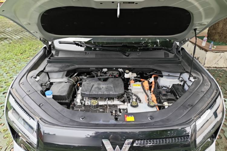 Used Wuling Xingguang 560 New Energy 2026 Model, Plug-in Hybrid, 125 km, Luxury Version Engine Bay