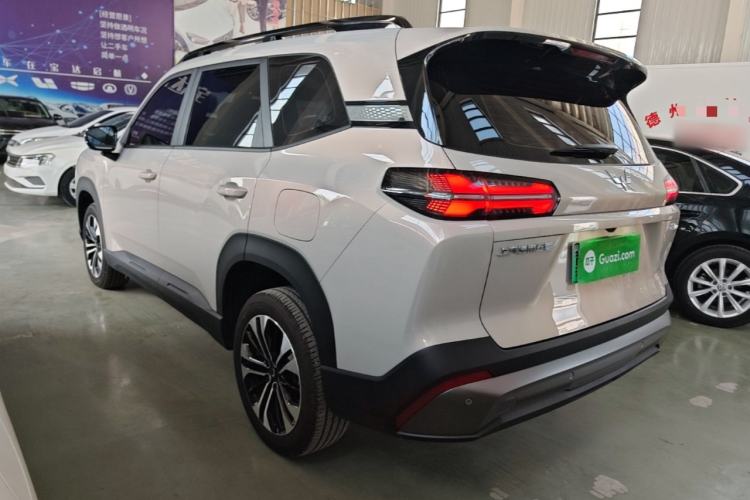 Used Wuling Xingguang 560 New Energy 2026 Model, Plug-in Hybrid, 125 km, Luxury Version Exterior 2