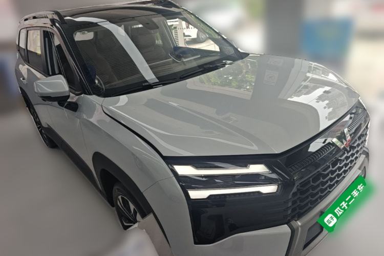 Used Wuling Xingguang 560 New Energy 2026 Model, Plug-in Hybrid, 125 km, Luxury Version Front Right 45 Deg