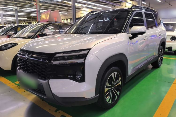 Wuling Xingguang 560 New Energy 2026 Model, Plug-in Hybrid, 125 km, Luxury Version