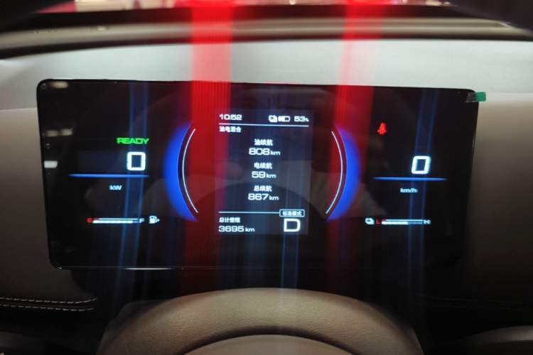 Used Wuling Xingguang 560 New Energy 2026 Model, Plug-in Hybrid, 125 km, Luxury Version Instrument Cluster