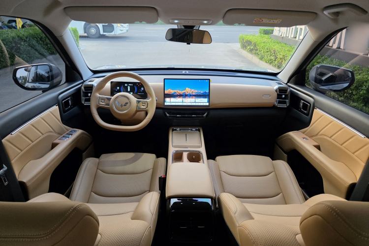 Used Wuling Xingguang 560 New Energy 2026 Model, Plug-in Hybrid, 125 km, Luxury Version Interior 3