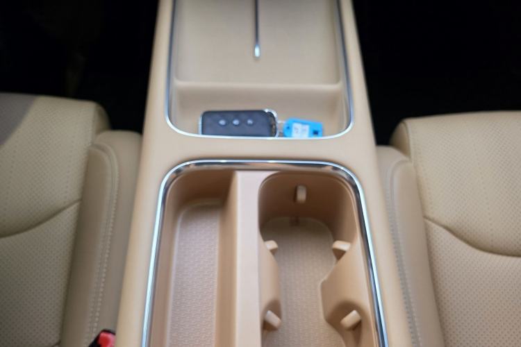 Used Wuling Xingguang 560 New Energy 2026 Model, Plug-in Hybrid, 125 km, Luxury Version Interior 6