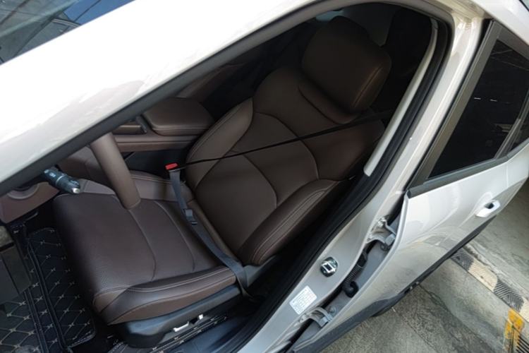 Used Wuling Xingguang 560 New Energy 2026 Model, Plug-in Hybrid, 125 km, Luxury Version Left Front Seat