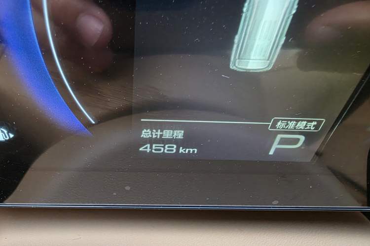Used Wuling Xingguang 560 New Energy 2026 Model, Plug-in Hybrid, 125 km, Luxury Version Odometer Close Up