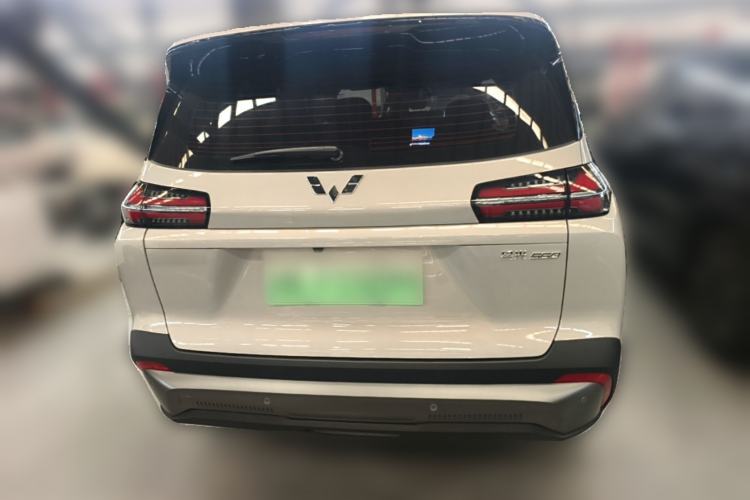 Used Wuling Xingguang 560 New Energy 2026 Model, Plug-in Hybrid, 125 km, Luxury Version Rear