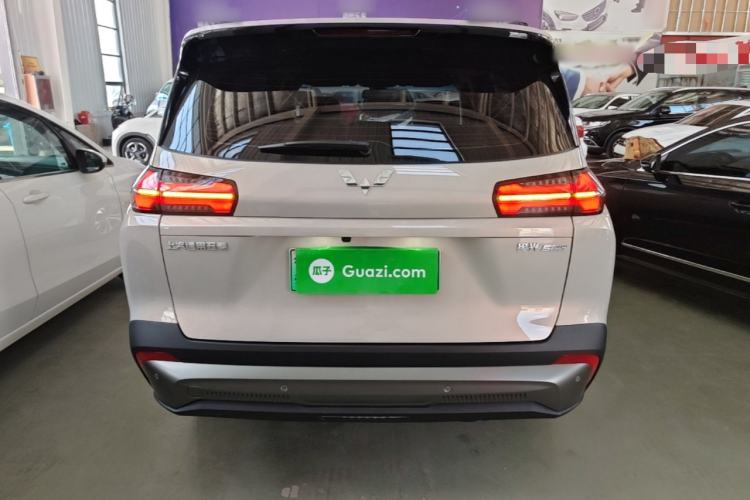 Used Wuling Xingguang 560 New Energy 2026 Model, Plug-in Hybrid, 125 km, Luxury Version Rear