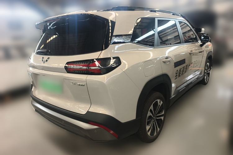 Used Wuling Xingguang 560 New Energy 2026 Model, Plug-in Hybrid, 125 km, Luxury Version Rear Right 45 Deg